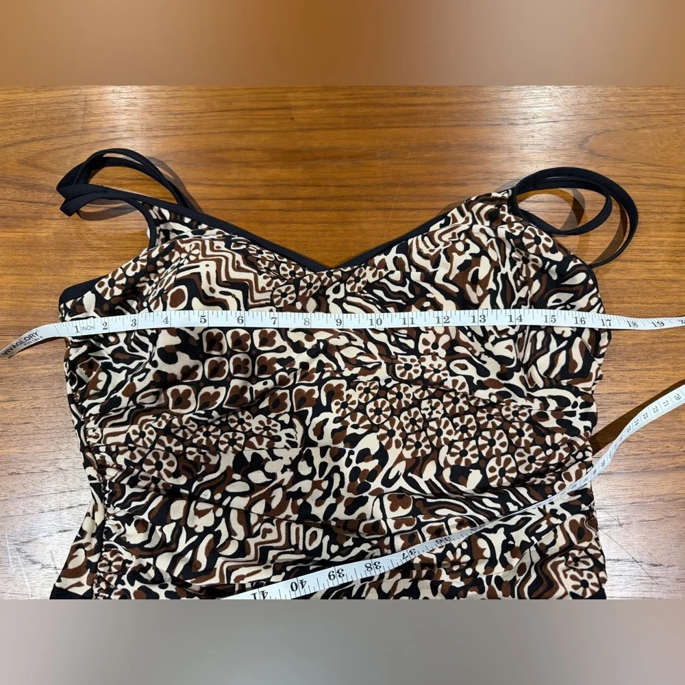 Trimshaper Size 18 Leopard Animal Print Black One Piece Swimsuit Beach Vacation - Picture 6 of 6